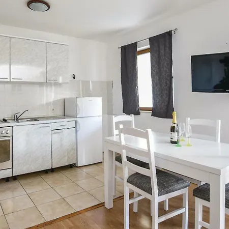 One-bedroom In Apartament *