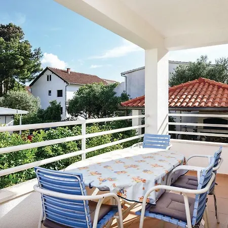 One-bedroom In Apartament Orebić